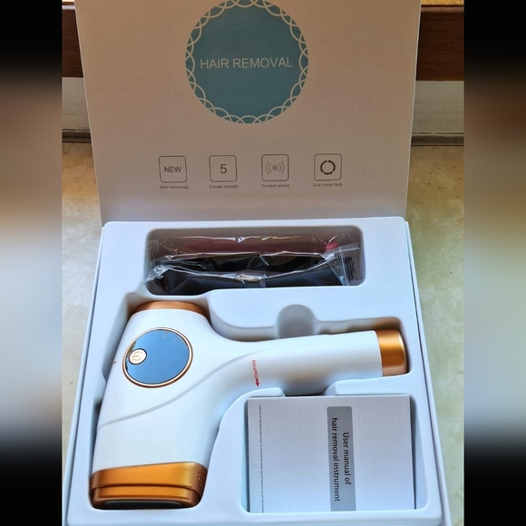 IPL Hair Removal Device New - Used Only Once! - Picture 9 of 12